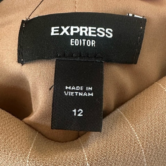 NWOT Express Editor High Waisted Pinstripe Pencil Skirt - Picture 7 of 9